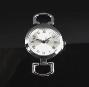 Smykkeur til armbånd. Med romertal. Platineret. Til bred rem. 49 mm